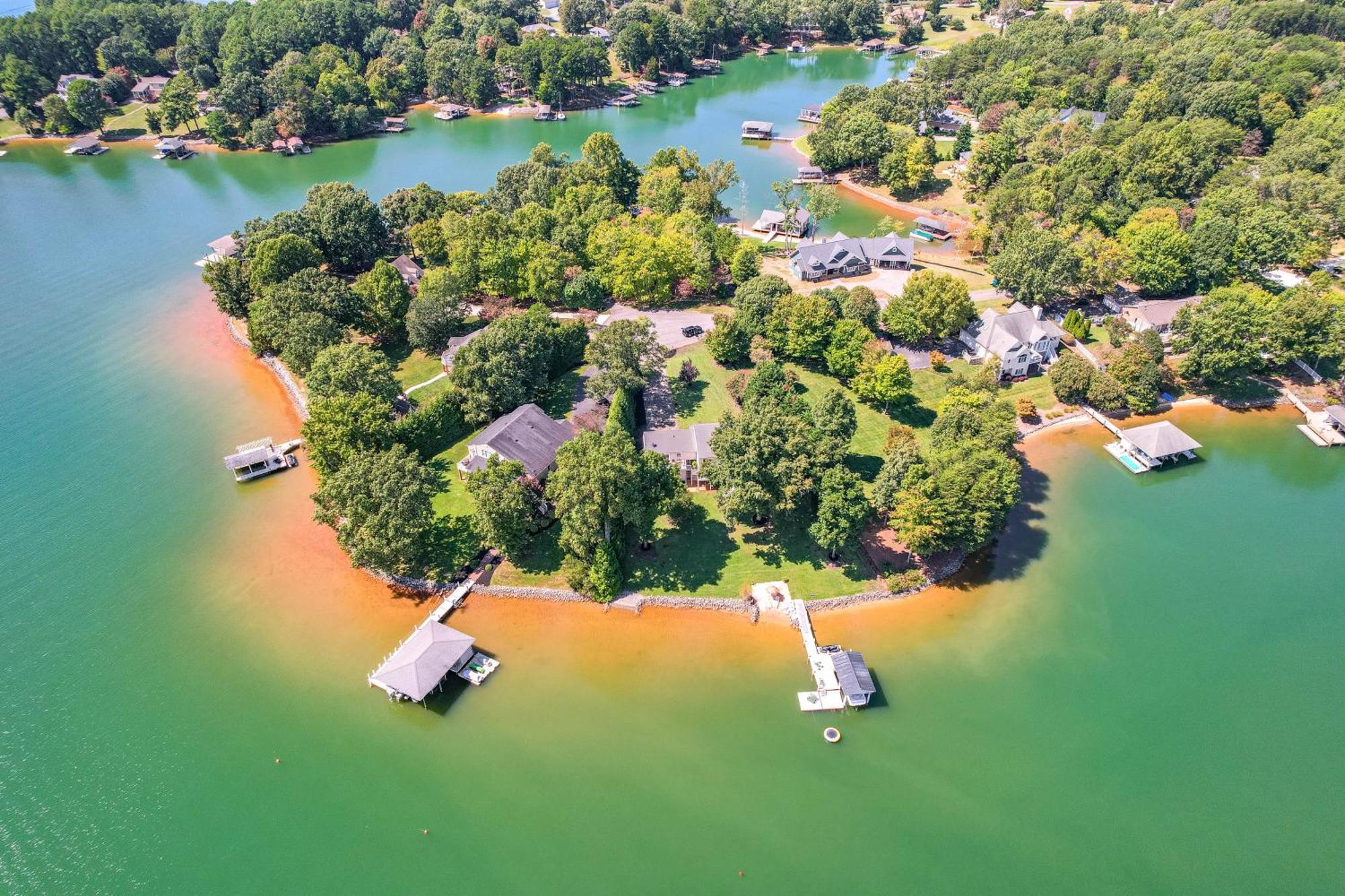 Smith Mountain Lake Retreat With Private Beach! Huddleston Bagian luar foto