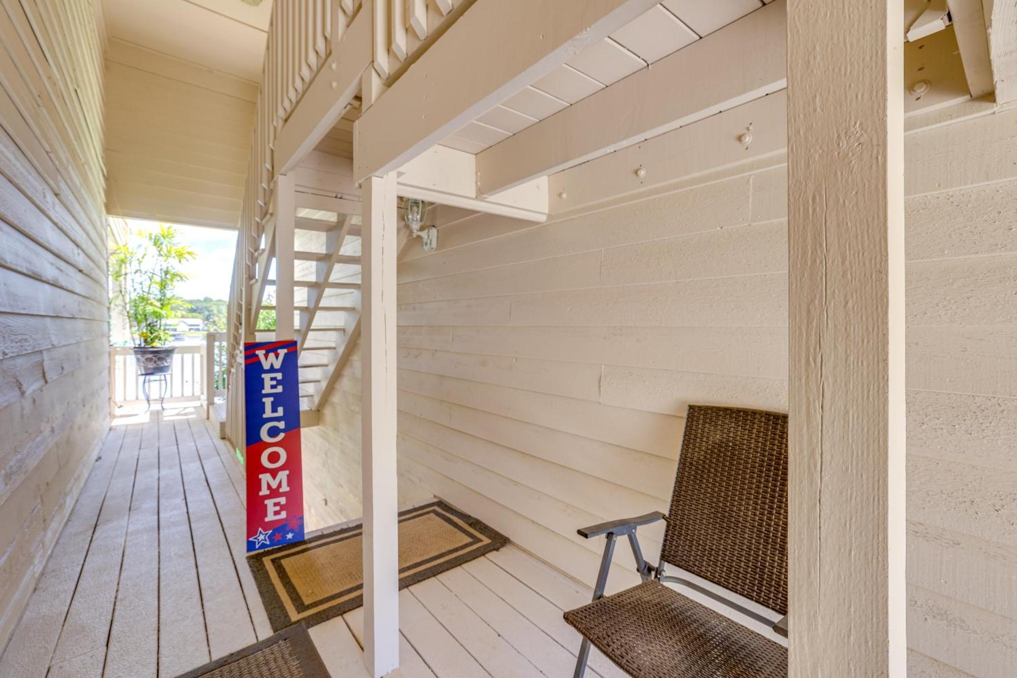 Smith Mountain Lake Retreat With Private Beach! Huddleston Bagian luar foto
